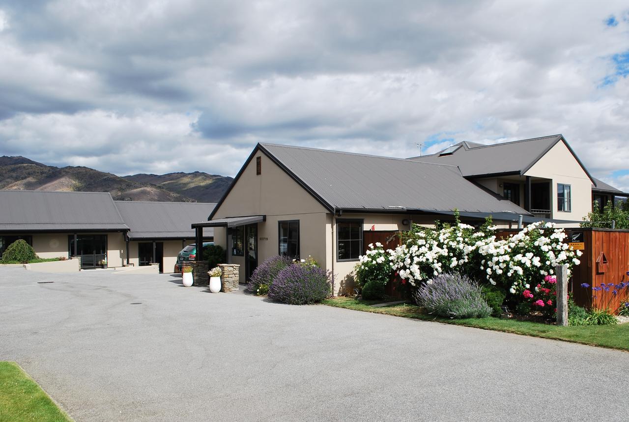 Carrick Lodge Motel Кромвель Экстерьер фото